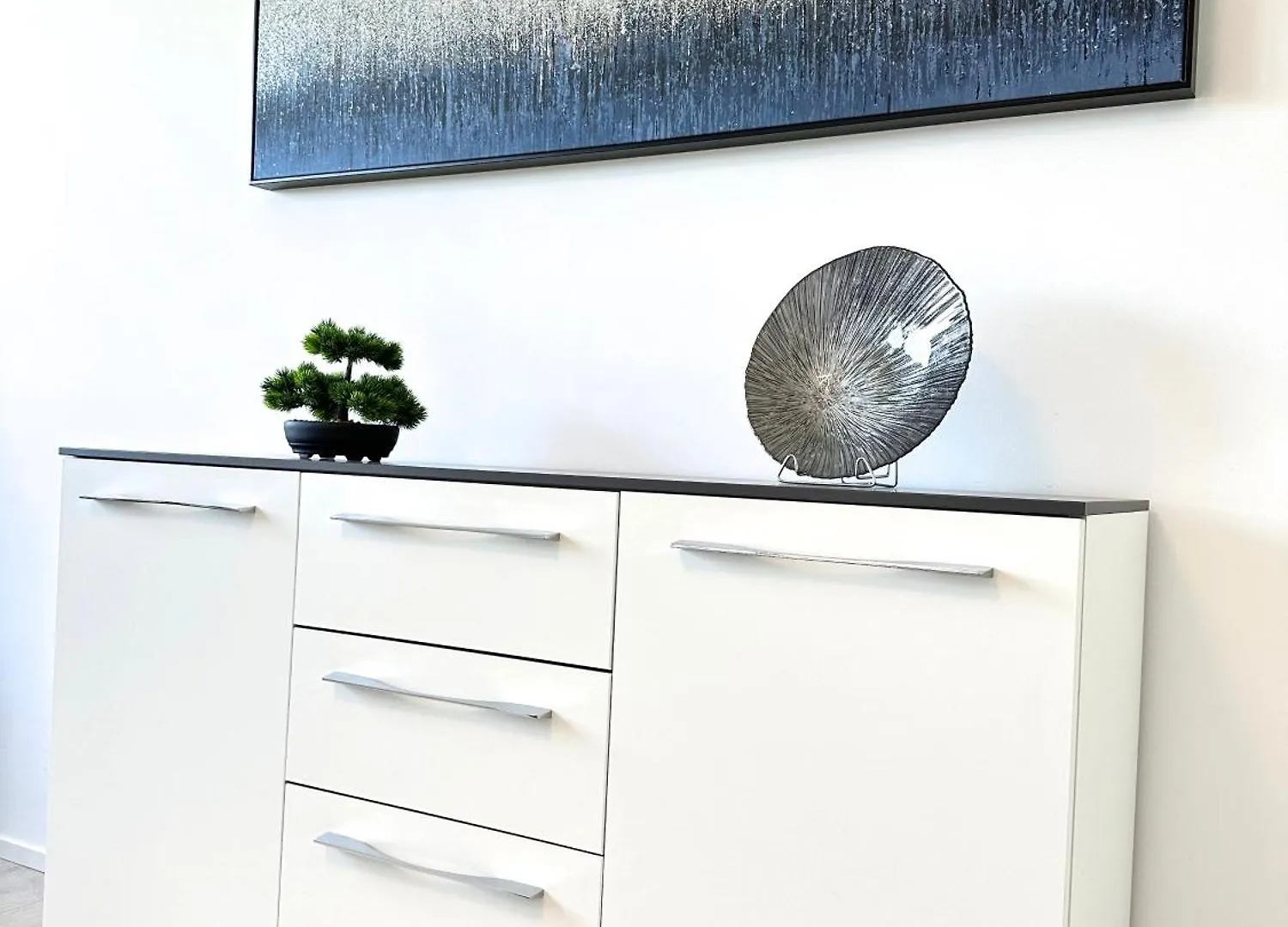 Ferienwohnung Black White Raubling Apartment