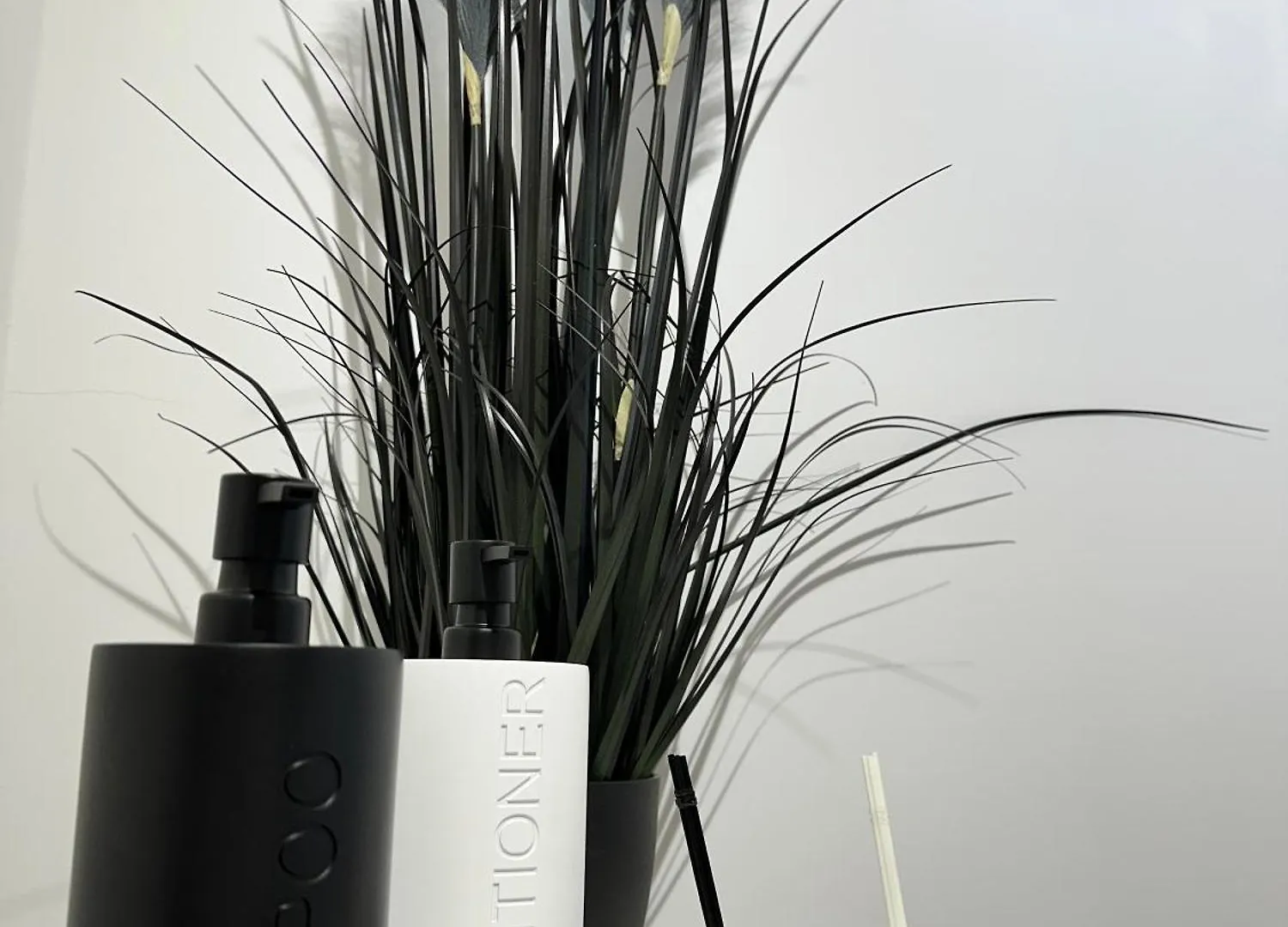 Ferienwohnung Black White Raubling